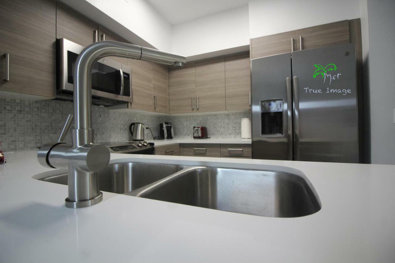 Yacht Club At Aventura 2 Bed 2 Bath Luxurius Cozy Brand New Apartment Bagian luar foto