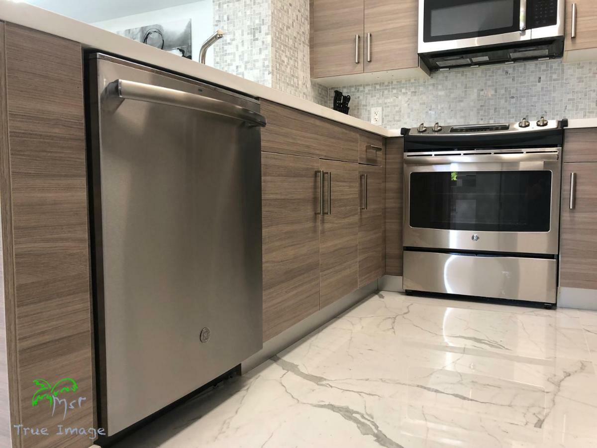 Yacht Club At Aventura 2 Bed 2 Bath Luxurius Cozy Brand New Apartment Bagian luar foto