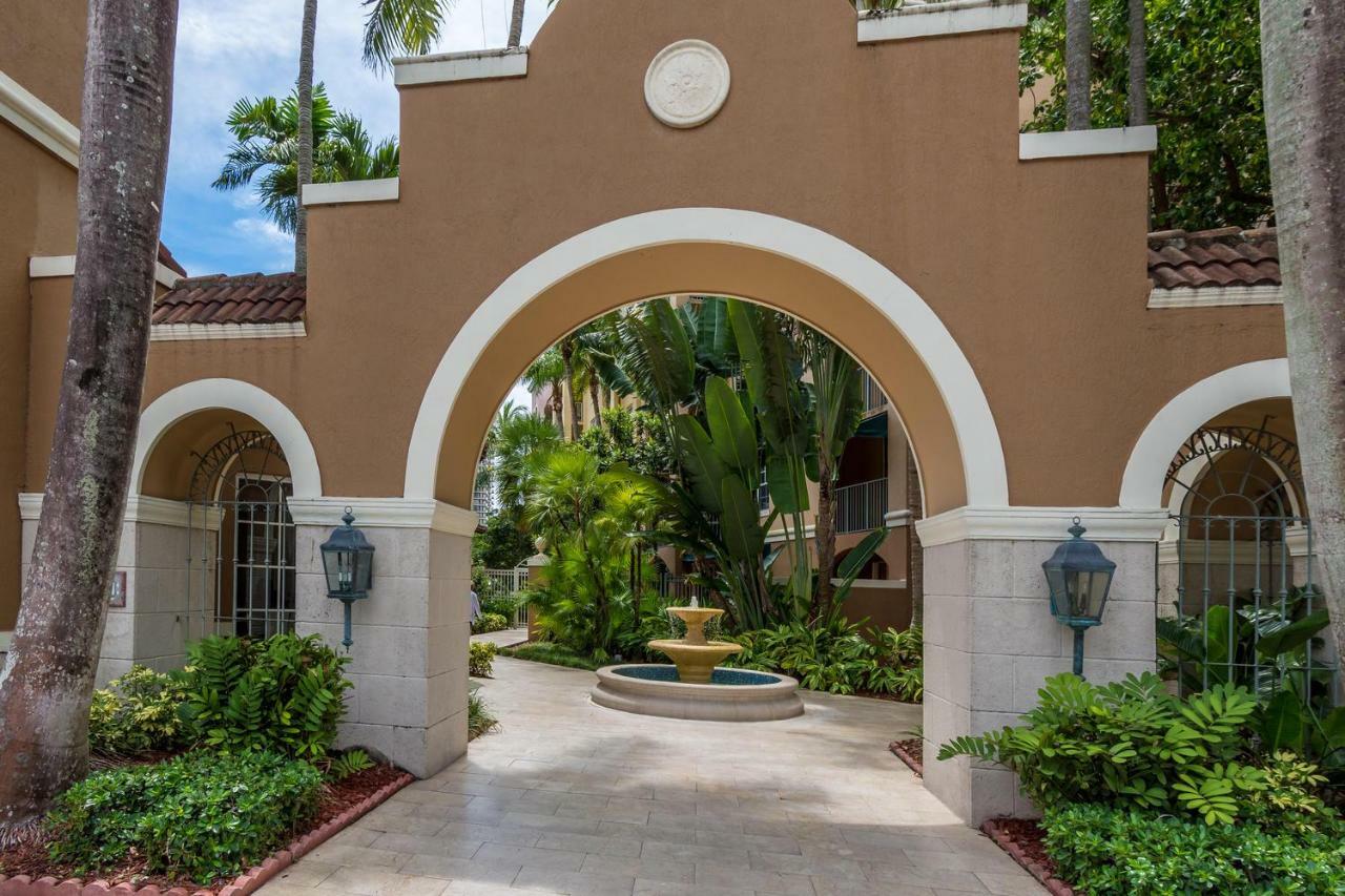 Yacht Club At Aventura 2 Bed 2 Bath Luxurius Cozy Brand New Apartment Bagian luar foto