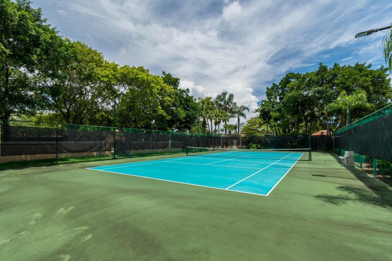 Yacht Club At Aventura 2 Bed 2 Bath Luxurius Cozy Brand New Apartment Bagian luar foto