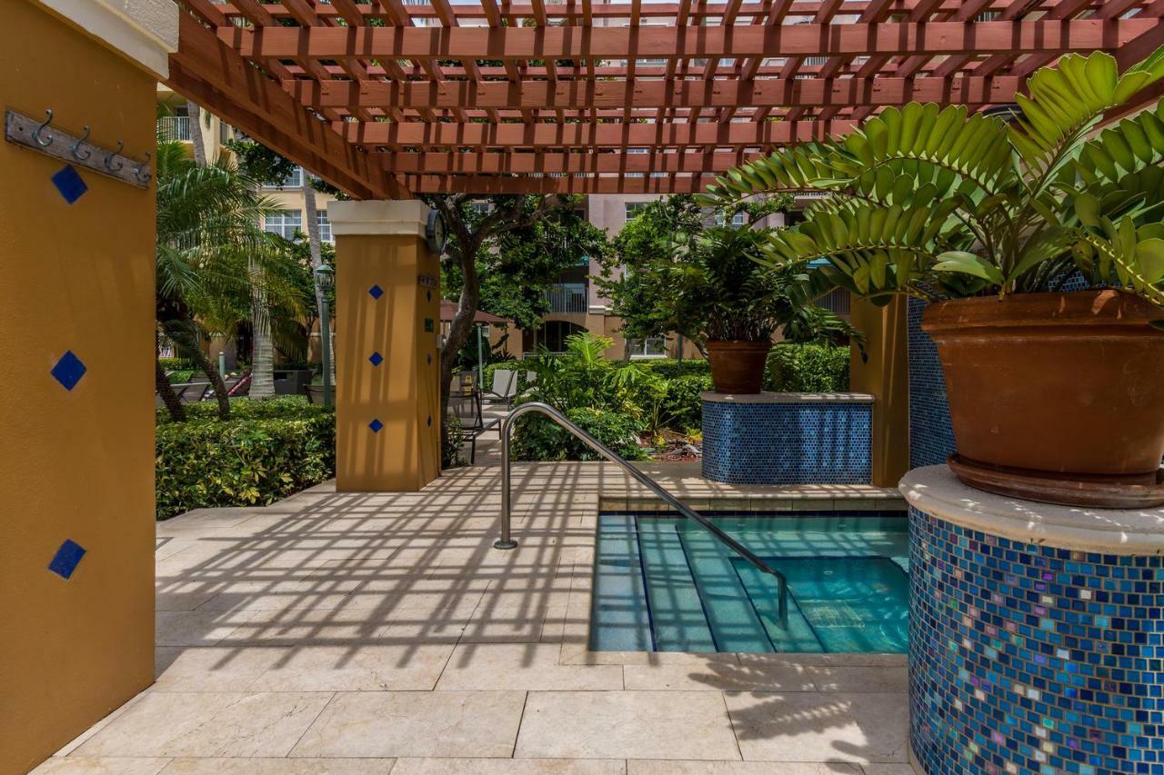 Yacht Club At Aventura 2 Bed 2 Bath Luxurius Cozy Brand New Apartment Bagian luar foto