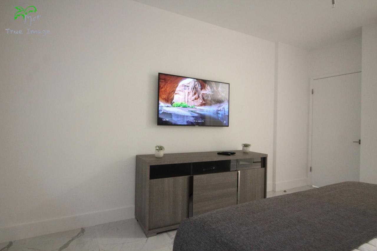 Yacht Club At Aventura 2 Bed 2 Bath Luxurius Cozy Brand New Apartment Bagian luar foto